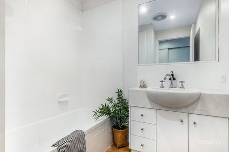 Property photo of 18/4-10 Monte Carlo Avenue Surfers Paradise QLD 4217