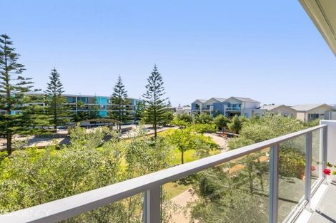 54/34 Shoalwater St, North Coogee, WA 6163