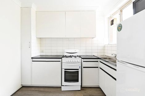 Property photo of 20/7 Alfred Square St Kilda VIC 3182