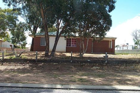 82 Kennedy St, Northam, WA 6401