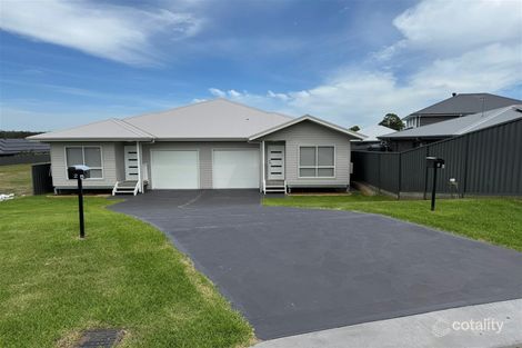2 Leconfield Rd, Greta, NSW 2334