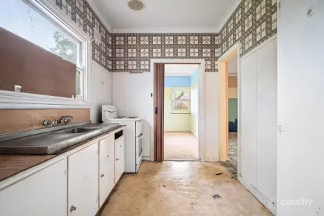 Property photo of 3 Boronia Grove Heathcote NSW 2233