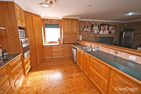 Property photo of 5 Eureka Place Hillvue NSW 2340