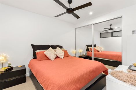 Property photo of 11/16-22 Sturdee Parade Dee Why NSW 2099