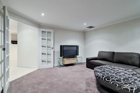 Property photo of 4B Murray Way Karrinyup WA 6018