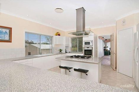 Property photo of 19 Gunsynd Drive Mudgeeraba QLD 4213