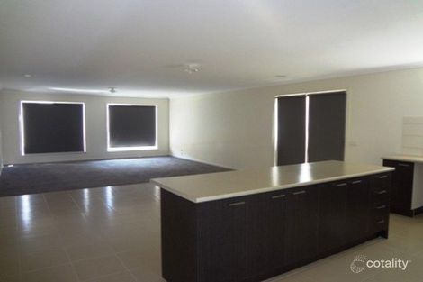 Property photo of 10 Parkvista Drive Truganina VIC 3029