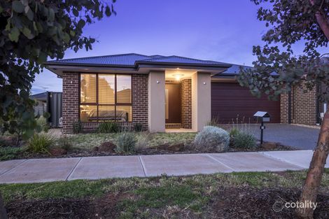 Property photo of 13 Freemont Circuit Truganina VIC 3029