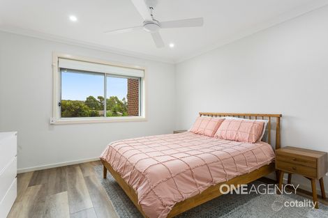 Property photo of 3 Chaplin Place Albion Park NSW 2527