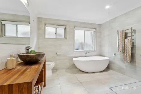 Property photo of 28 Killara Street Currumbin Waters QLD 4223