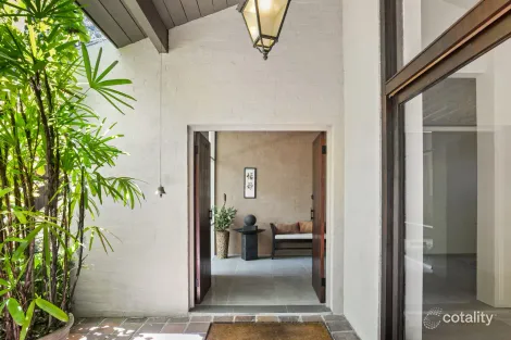 Property photo of 47 Benaroon Avenue St Ives NSW 2075