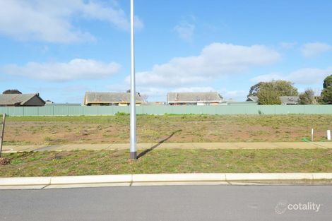 7 Scarlet Dr, Lake Gardens, VIC 3355