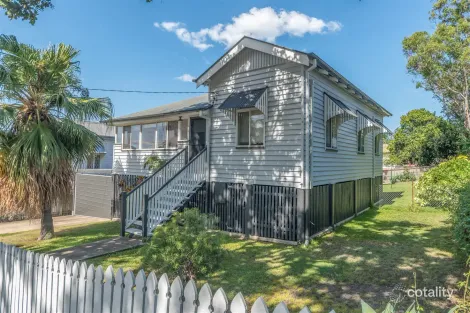 Property photo of 36 Thomas Street Greenslopes QLD 4120