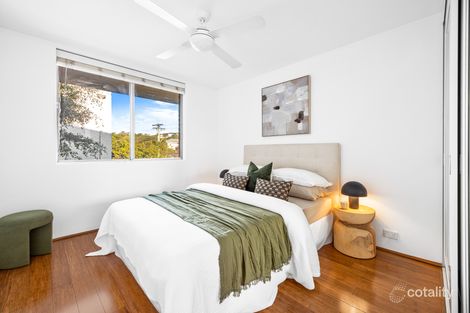 Property photo of 4/14 Banksia Street Dee Why NSW 2099