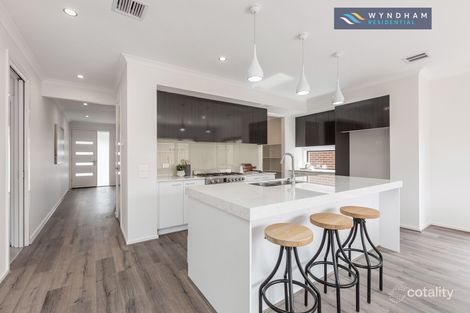 Property photo of 5 Wongabeena Grove Werribee VIC 3030