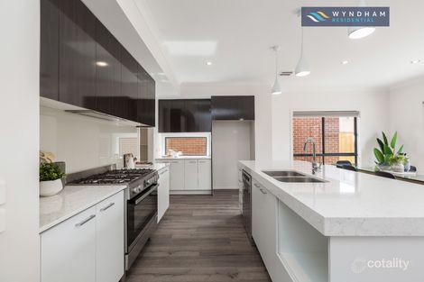 Property photo of 5 Wongabeena Grove Werribee VIC 3030
