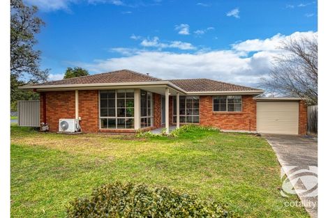 Property photo of 1/42 Strathavan Drive Berwick VIC 3806