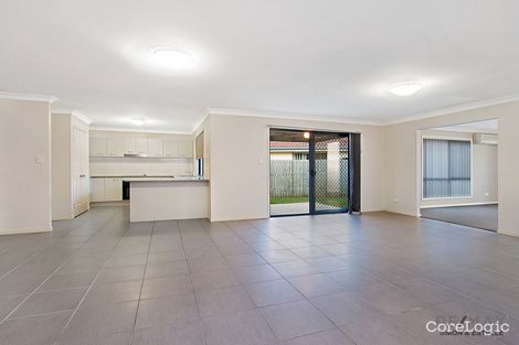 Property photo of 28 Lillydale Place Calamvale QLD 4116