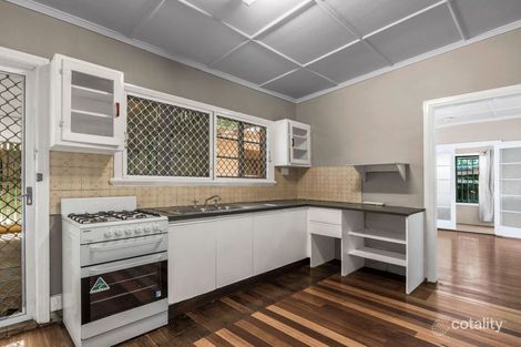 Property photo of 2290 Wynnum Road Wynnum QLD 4178