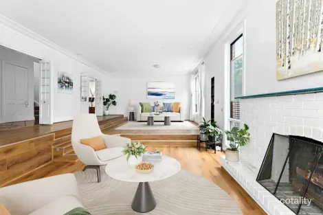 Property photo of 3 Bridges Street Glen Iris VIC 3146