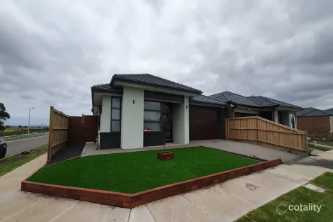 Property photo of 24 Lutine Circuit Point Cook VIC 3030