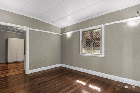 Property photo of 2290 Wynnum Road Wynnum QLD 4178