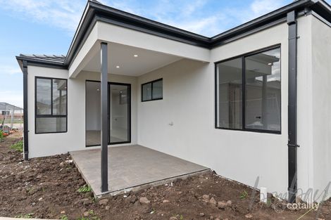 Property photo of 55 Nubeena Crescent Donnybrook VIC 3064