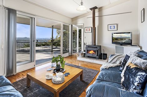 Property photo of 9 Memorial Close Hunchy QLD 4555