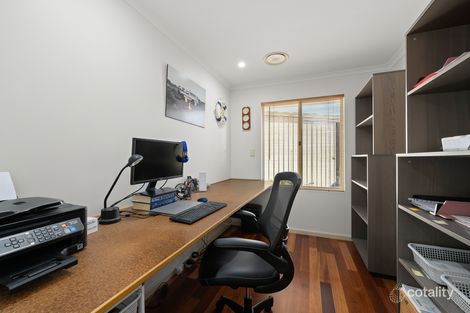 Property photo of 27 Berenwode Circuit Morphett Vale SA 5162