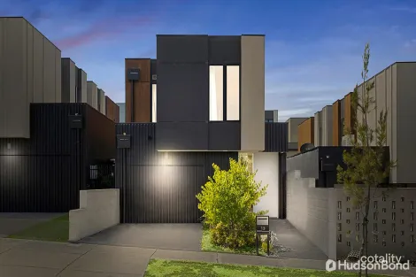 13 Henry St, Doncaster, VIC 3108