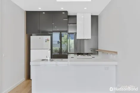 Property photo of 13 Henry Street Doncaster VIC 3108