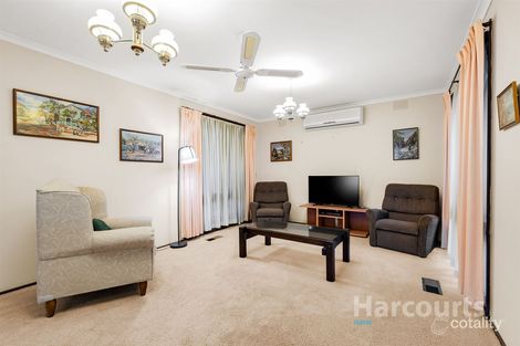 Property photo of 13 Ellerton Square Wantirna VIC 3152
