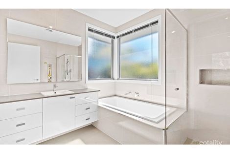 Property photo of 1/5 Collett Avenue Ringwood VIC 3134