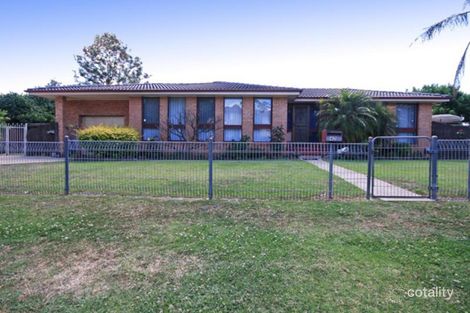 Clifford Cres, Ingleburn, NSW 2565