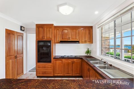 Property photo of 19 Scott Road Mannering Park NSW 2259