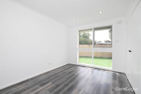 Property photo of 8 Phyllis Parade Deer Park VIC 3023