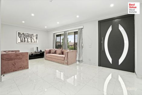 Property photo of 1 Daintree Glen St Clair NSW 2759