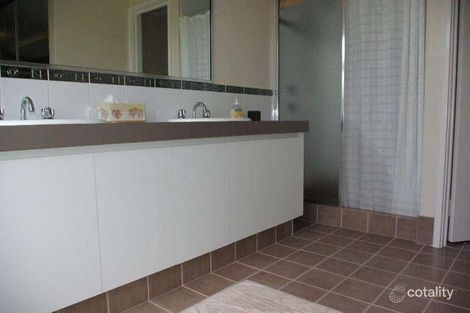 Property photo of 10 Bendee Drive Atwell WA 6164