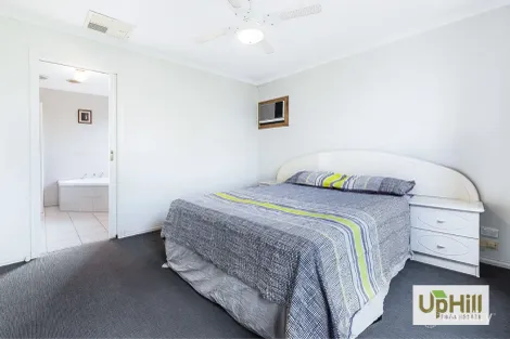 Property photo of 404 Ormond Road Narre Warren South VIC 3805