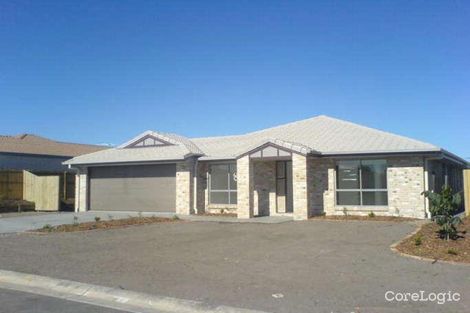 18 Coolum Ct, Regents Park, QLD 4118