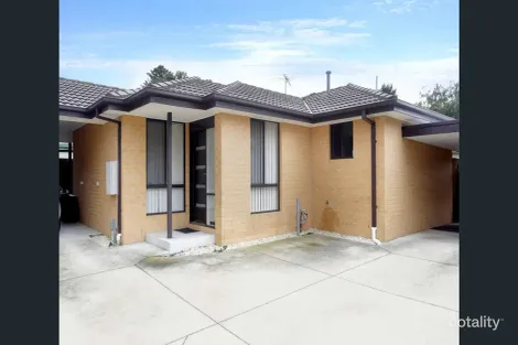 2/11 Nardoo Ct, Clarinda, VIC 3169