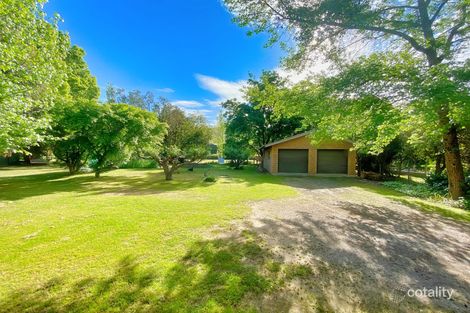 Property photo of 5 Ashwood Avenue Bright VIC 3741