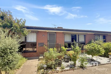 2/16 Gladstone Pde, Glenroy, VIC 3046