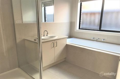 Property photo of 4 Shelduck Street South Morang VIC 3752