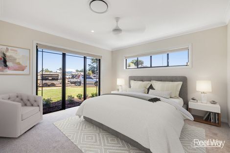 Property photo of 2 Pickering Street Highfields QLD 4352