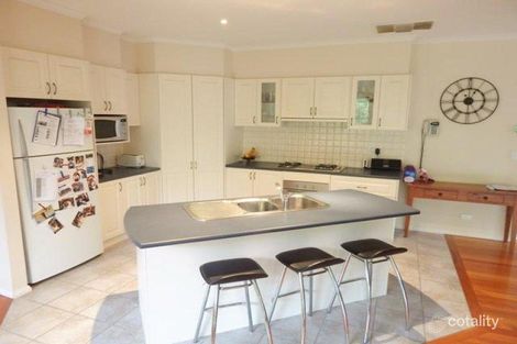 Property photo of 3 Lorikeet Drive Berwick VIC 3806
