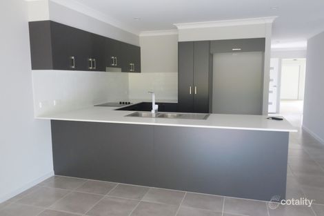 Property photo of 2/13 Lemon Myrtle Place Woombye QLD 4559