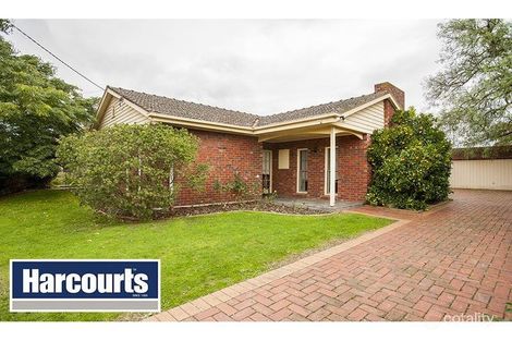 Property photo of 11 Sinclair Street Warragul VIC 3820