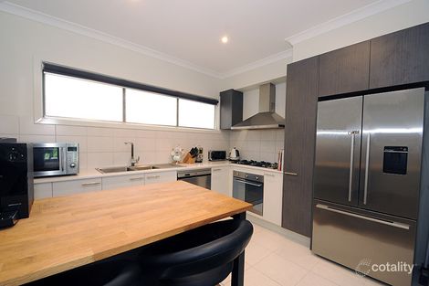 Property photo of 4 Parkland Place Notting Hill VIC 3168