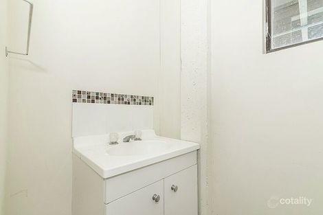 Property photo of 28 Bushmills Court Hillcrest QLD 4118